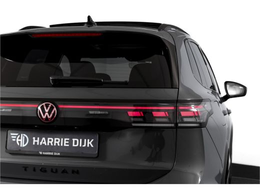 Volkswagen Tiguan 1.5 eHybrid 272 PK R-Line | Black Style | Elek. Trekhaak | S/K-panodak | Adapt. Cruise | Stoel-+s... ActivLease financial lease