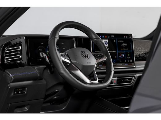 Volkswagen Tiguan 1.5 eHybrid 272 PK R-Line | Black Style | Elek. Trekhaak | S/K-panodak | Adapt. Cruise | Stoel-+s... ActivLease financial lease