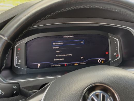 Volkswagen Tiguan Allspace 1.5 TSI AUT7 R-LINE HIGHLINE NAVI CAMERA DIGI-DASH APPLE-CARPLAY LED LMV PDC ActivLease financial lease