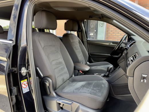 Volkswagen Tiguan Allspace 1.5 TSI AUT7 R-LINE HIGHLINE NAVI CAMERA DIGI-DASH APPLE-CARPLAY LED LMV PDC ActivLease financial lease
