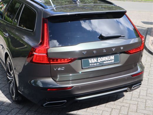 Volvo  V60 2.0 T6 Recharge AWD R-Design Navi / HarmanKardon / Lm19'' / Stoel-stuurverw &ventilatie / Autopil... ActivLease financial lease