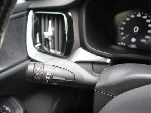 Volvo  V60 2.0 T6 Recharge AWD R-Design Navi / HarmanKardon / Lm19'' / Stoel-stuurverw &ventilatie / Autopil... ActivLease financial lease
