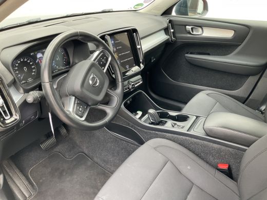 Volvo  XC40 1.5 T3 Business Pro Automaat Adap.Cruise Nav/Cam Carplay Orig.NL Hoogzitter! ActivLease financial lease
