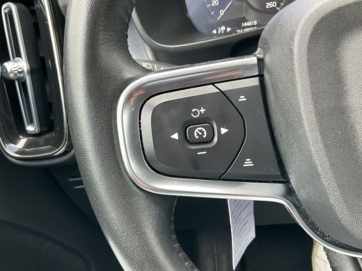 Volvo  XC40 1.5 T3 Business Pro Automaat Adap.Cruise Nav/Cam Carplay Orig.NL Hoogzitter! ActivLease financial lease