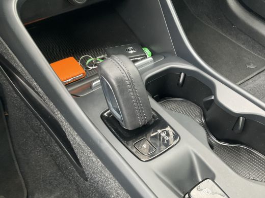 Volvo  XC40 1.5 T3 Business Pro Automaat Adap.Cruise Nav/Cam Carplay Orig.NL Hoogzitter! ActivLease financial lease