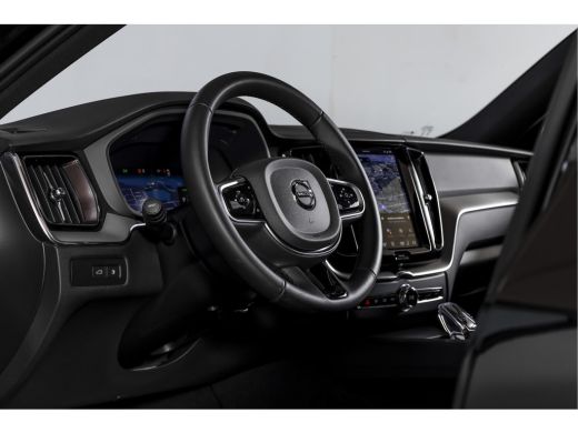 Volvo  XC60 2.0 T8 Plug-in hybrid AWD Plus Dark | S/K-Panodak | Dig. Cockpit | Adapt. Cruise | Winterpakket |... ActivLease financial lease