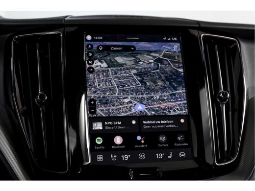 Volvo  XC60 2.0 T8 Plug-in hybrid AWD Plus Dark | S/K-Panodak | Dig. Cockpit | Adapt. Cruise | Winterpakket |... ActivLease financial lease