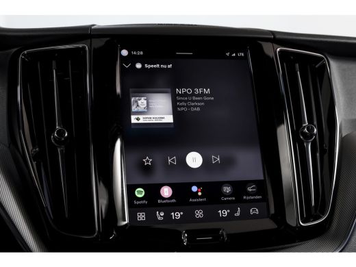 Volvo  XC60 2.0 T8 Plug-in hybrid AWD Plus Dark | S/K-Panodak | Dig. Cockpit | Adapt. Cruise | Winterpakket |... ActivLease financial lease