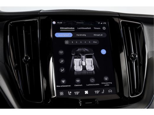 Volvo  XC60 2.0 T8 Plug-in hybrid AWD Plus Dark | S/K-Panodak | Dig. Cockpit | Adapt. Cruise | Winterpakket |... ActivLease financial lease