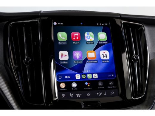 Volvo  XC60 2.0 T8 Plug-in hybrid AWD Plus Dark | S/K-Panodak | Dig. Cockpit | Adapt. Cruise | Winterpakket |... ActivLease financial lease