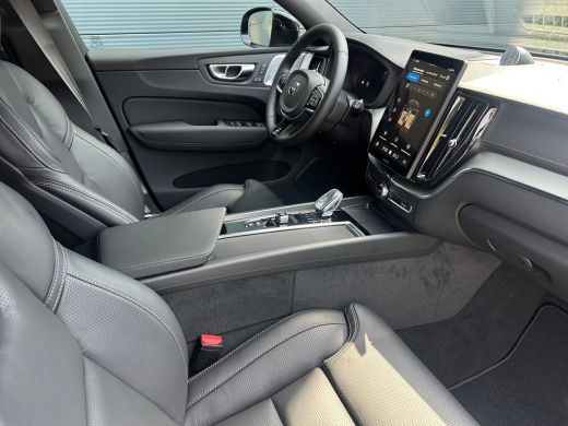 Volvo  XC60 2.0 T8 Plug-in hybrid AWD Ultra Black Edition Exec | Luchtvering | Bowers&Wilkins | HUD | 360 Cam... ActivLease financial lease