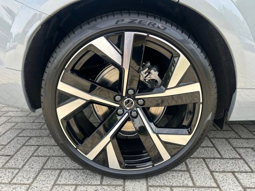 Volvo  XC60 2.0 T8 Plug-in hybrid AWD Ultra Black Edition Exec | Luchtvering | Bowers&Wilkins | HUD | 360 Cam... ActivLease financial lease