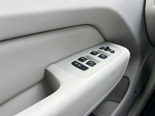 Volvo  XC60 2.0 T8 Plug-in hybrid AWD Ultra Dark Exec. Ed. | Luchtvering | Bowers&Wilkins | HUD | Massage | ActivLease financial lease