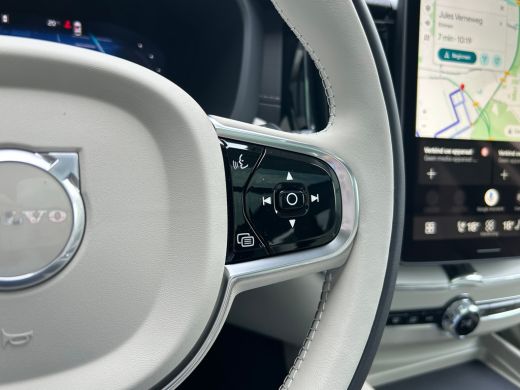 Volvo  XC60 2.0 T8 Plug-in hybrid AWD Ultra Dark Exec. Ed. | Luchtvering | Bowers&Wilkins | HUD | Massage | ActivLease financial lease