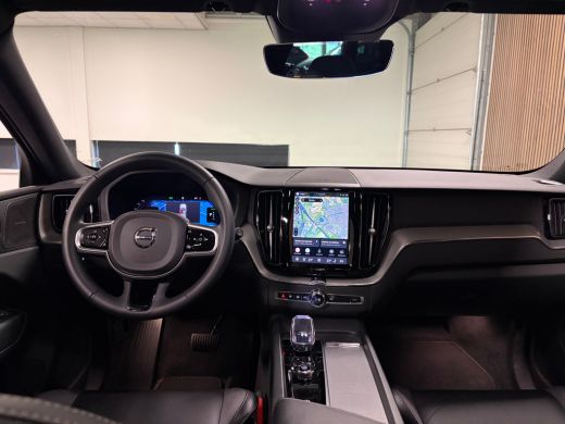 Volvo  XC60 T6 AWD Recharge Plus Black Edition | Trekhaak | 360&deg; Camera | Harman Kardon | Adaptieve Cruise Co... ActivLease financial lease
