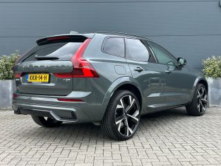 Volvo  XC60 2.0 T8 Plug-in hybrid AWD Ultra Dark Exec. Ed. | Luchtvering | Bowers&Wilkins | HUD | Massage |