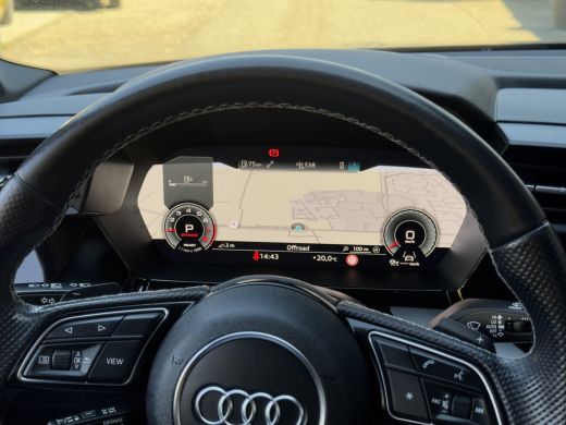 Audi A3 Limousine 35 TFSI AUT7 S-LINE. NAVI DIGI-DASH APPLE-CARPLAY AIRCO LED LMV PDC ActivLease financial lease