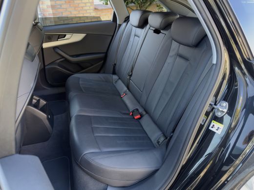 Audi A4 Avant 35 TFSI AUT7 S-LINE LAUNCH EDITION SPORT LEDER NAVI DIGI-DASH LED LMV PDC ActivLease financial lease