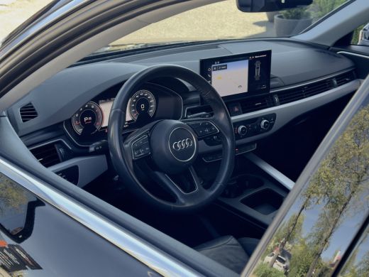 Audi A4 Avant 35 TFSI AUT7 S-LINE LAUNCH EDITION SPORT LEDER NAVI DIGI-DASH LED LMV PDC ActivLease financial lease