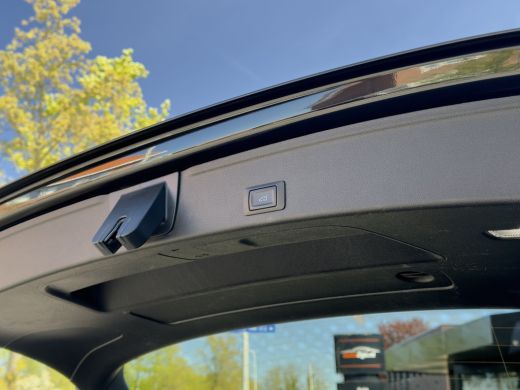 Audi A4 Avant 35 TFSI AUT7 S-LINE LAUNCH EDITION SPORT LEDER NAVI DIGI-DASH LED LMV PDC ActivLease financial lease