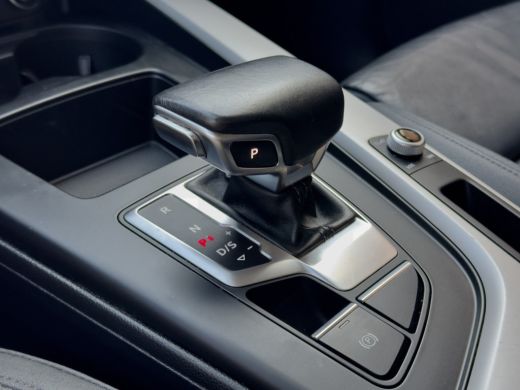 Audi A4 Avant 35 TFSI AUT7 S-LINE LAUNCH EDITION SPORT LEDER NAVI DIGI-DASH LED LMV PDC ActivLease financial lease