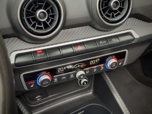 Audi Q2 1.4 TFSI AUT7 S-LINE. PANODAK BLACK EDITION VOL-LEDER 19 INCH-LMV NAVI LED PDC ActivLease financial lease