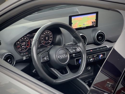 Audi Q2 1.4 TFSI AUT7 S-LINE. PANODAK BLACK EDITION VOL-LEDER 19 INCH-LMV NAVI LED PDC ActivLease financial lease