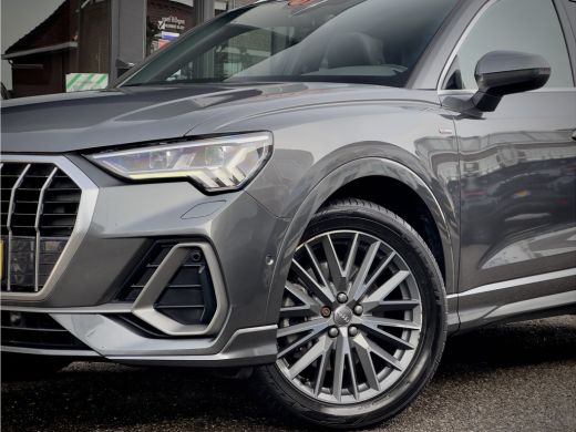 Audi Q3 45 TFSI 2.0 AUT7 QUATTRO COMPETITION 3X S-LINE EDITION ONE PANODAK LEDER NAVI DIGI-DASH APPLE-CAR... ActivLease financial lease