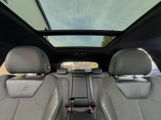 Audi Q3 45 TFSI 2.0 AUT7 QUATTRO COMPETITION 3X S-LINE EDITION ONE PANODAK LEDER NAVI DIGI-DASH APPLE-CAR... ActivLease financial lease