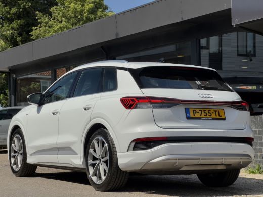 Audi Q4 e-tron 40 2X S-LINE 77 kWh LEDER 20 INCHE-LMV CAMERA-360 DIGI-DASH NAVI LED PDC ActivLease financial lease