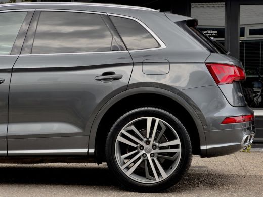 Audi Q5 55 TFSI QUATTRO COMPETITION AUT7 PANODAK DESIGNO-LEDER NAVI CAMERA DIGI-DASH B&O APPLE-CARPLAY LE... ActivLease financial lease