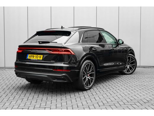 Audi Q8 60 TFSI e quattro Pro Line S Competition 462 PK | Trekhaak | Panoramadak | Carbon Afwerking In&Ex... ActivLease financial lease