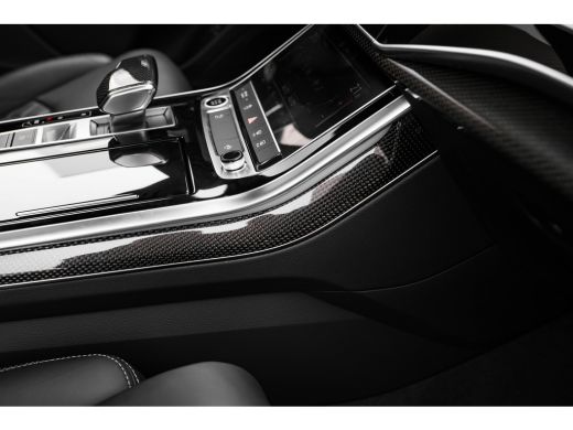 Audi Q8 60 TFSI e quattro Pro Line S Competition 462 PK | Trekhaak | Panoramadak | Carbon Afwerking In&Ex... ActivLease financial lease