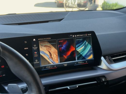 BMW 2 Serie Active Tourer 218i AUT7 M-SPORT LEDER NAVI CAMERA DIGI-DASH APPLE-CARPLAY LED LMV PDC ActivLease financial lease