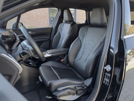 BMW 2 Serie Active Tourer 218i AUT7 M-SPORT LEDER NAVI CAMERA DIGI-DASH APPLE-CARPLAY LED LMV PDC ActivLease financial lease