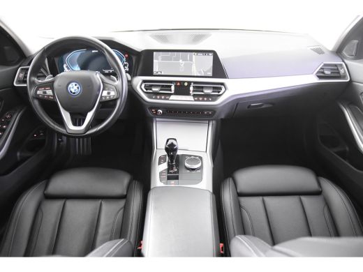 BMW 3 Serie 320 e Touring *1ste Eigenaar*Leer*Stoelverwarming*PDC* ActivLease financial lease