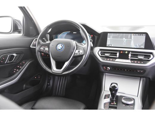BMW 3 Serie 320 e Touring *1ste Eigenaar*Leer*Stoelverwarming*PDC* ActivLease financial lease