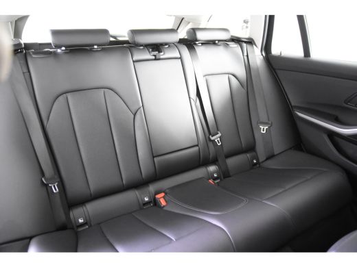 BMW 3 Serie 320 e Touring *1ste Eigenaar*Leer*Stoelverwarming*PDC* ActivLease financial lease