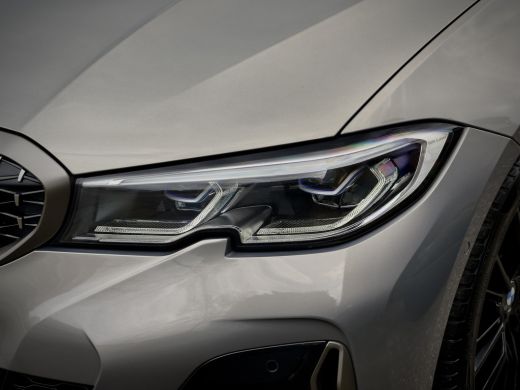 BMW 3 Serie Touring M340i AUT8 XDRIVE M-PERFORMANCE HIGH-EXE 374PK PANODAK DESIGNO-LEDER DIGI-DASH APPLE-CARP... ActivLease financial lease