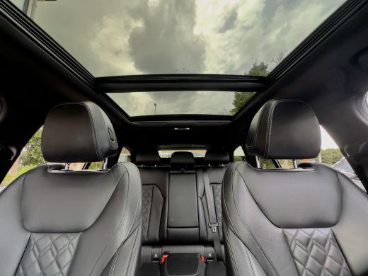 BMW 3 Serie Touring M340i AUT8 XDRIVE M-PERFORMANCE HIGH-EXE 374PK PANODAK DESIGNO-LEDER DIGI-DASH APPLE-CARP... ActivLease financial lease