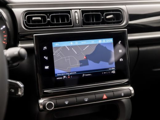 Citroën C3 1.2 PureTech Sport (APPLE CARPLAY, NAVIGATIE, PARKEERSENSOREN, SPORTSTOELEN, GETINT GLAS, LM VELG... ActivLease financial lease