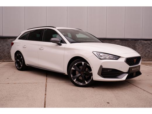 CUPRA Leon Sportstourer 1.4 e-Hybrid Black Edition | Panorama | Carplay | Camera | Virtual | LED | ActivLease financial lease