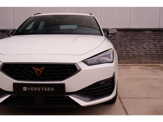 CUPRA Leon Sportstourer 1.4 e-Hybrid Black Edition | Panorama | Carplay | Camera | Virtual | LED | ActivLease financial lease
