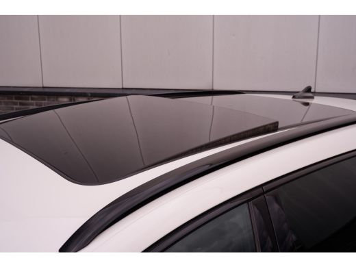 CUPRA Leon Sportstourer 1.4 e-Hybrid Black Edition | Panorama | Carplay | Camera | Virtual | LED | ActivLease financial lease