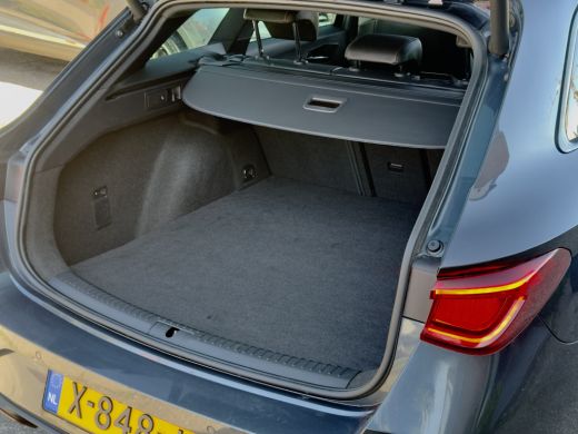 CUPRA Leon Sportstourer 1.4 e-HYBRID VZ AUT6 PERFORMANCE SOH 94,3 %. PANODAK LEDER NAVI CAMERA DIGI-DASH APPLE-CARPLAY LE... ActivLease financial lease