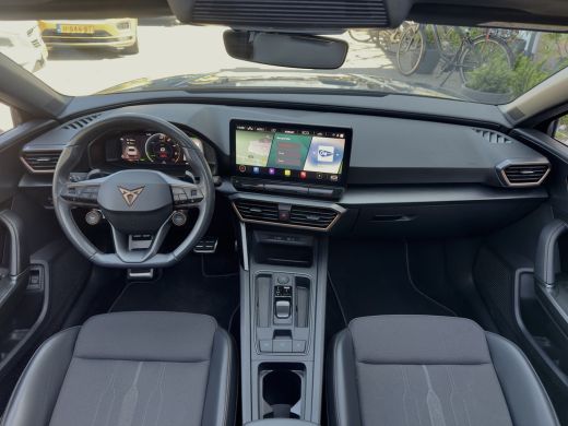 CUPRA Leon Sportstourer 1.4 e-HYBRID VZ AUT6 PERFORMANCE SOH 94,3 %. PANODAK LEDER NAVI CAMERA DIGI-DASH APPLE-CARPLAY LE... ActivLease financial lease