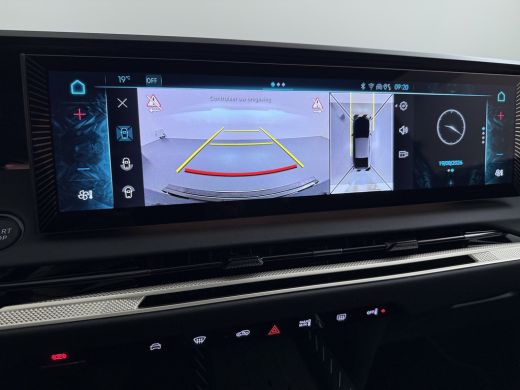 DS N&deg;8 Pallas Black Edition | Proximity Keyless Entry ActivLease financial lease