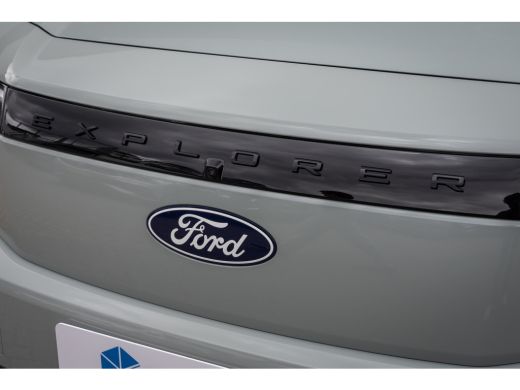 Ford Explorer Collection Extended Range RWD 79 kWh | B&O | Wegklapbare Trekhaak | Apple Carplay / Android Auto ... ActivLease financial lease