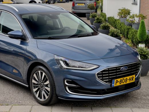 Ford Focus 1.0 AUT7 ECOBOOST HYBRID TITANIUM LEDER NAVI CAMERA DIGI-DASH APPLE-CARPLAY LED LMV PDC ActivLease financial lease