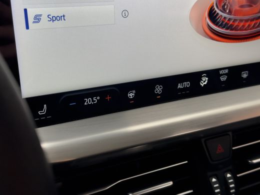 Ford Focus 1.0 AUT7 ECOBOOST HYBRID TITANIUM LEDER NAVI CAMERA DIGI-DASH APPLE-CARPLAY LED LMV PDC ActivLease financial lease